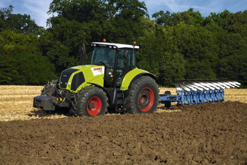 CLAAS Axion 850