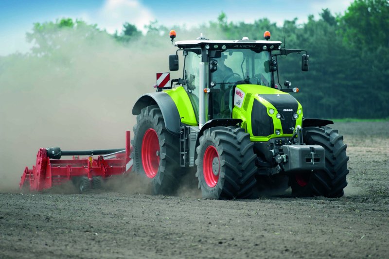 CLAAS Axion 850