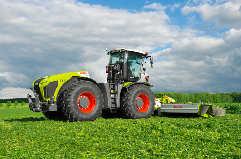Трактор CLAAS Xerion