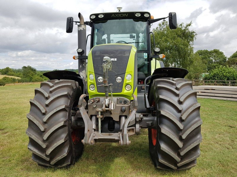 Трактор CLAAS Axion