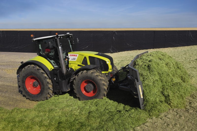 Axion 950-920 трактор