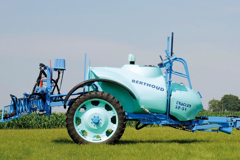 Французский опрыскиватель Berthoud