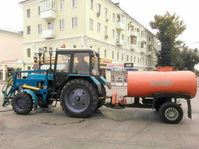 Трактор МТЗ 82.1 поливалка