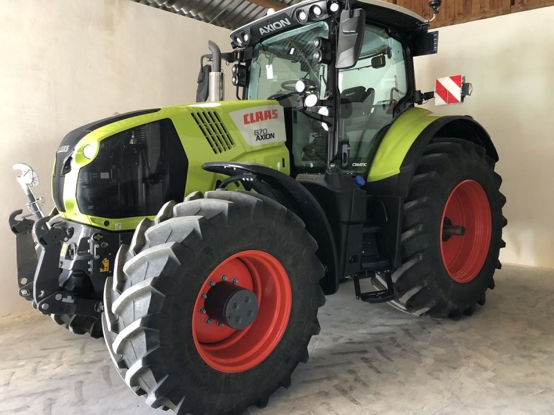 CLAAS Axion 870