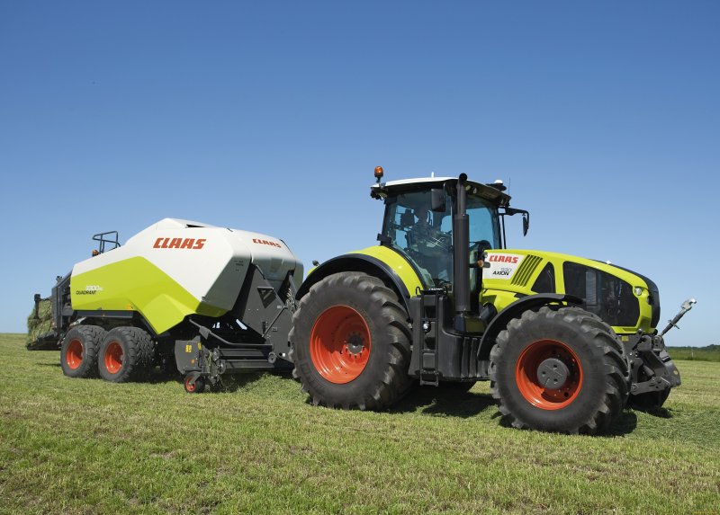 Трактор Axion 950
