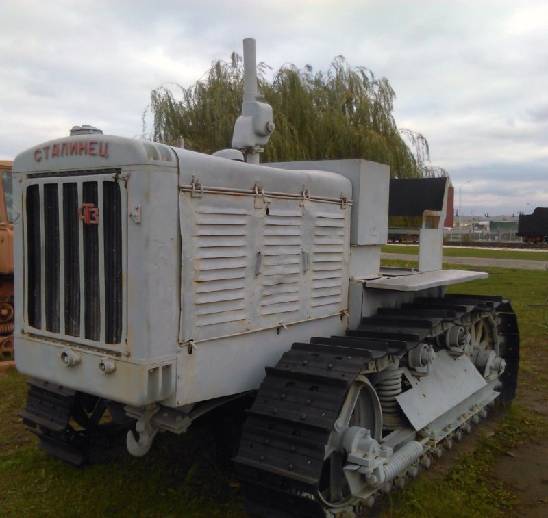 Сталинец 65