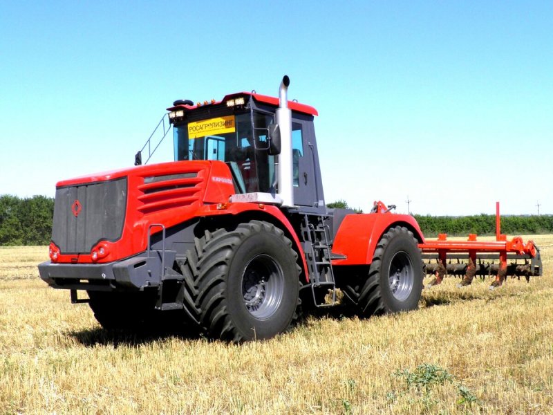 Трактор Кировец к 744 р 4