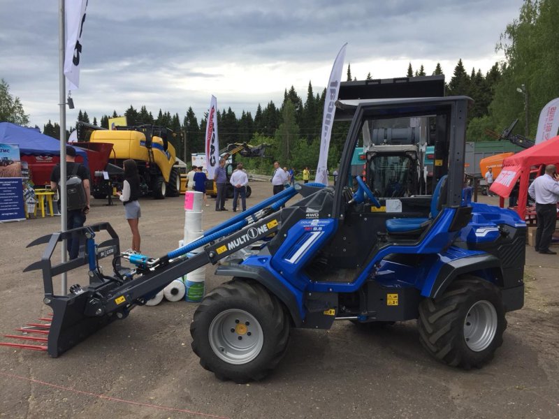 Погрузчик MULTIONE 10.9