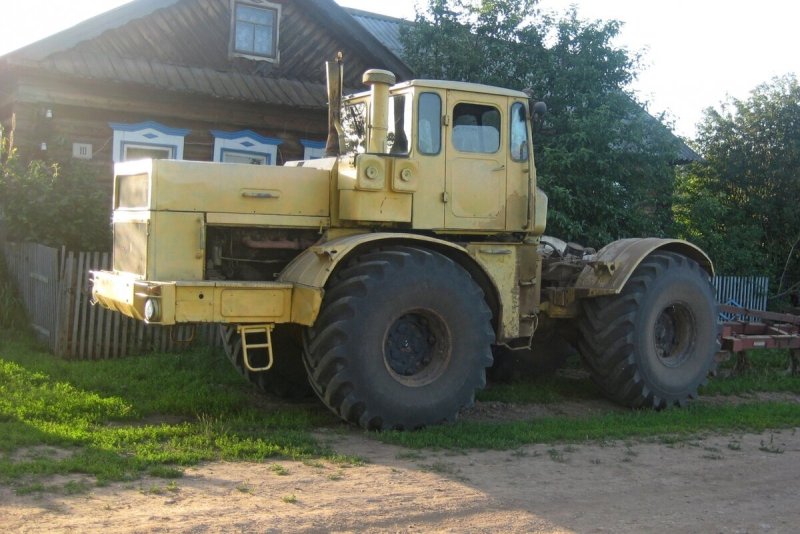 Трактор касемсот 700