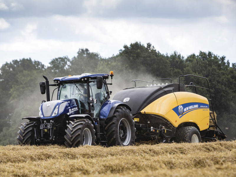 Трактор New Holland t7