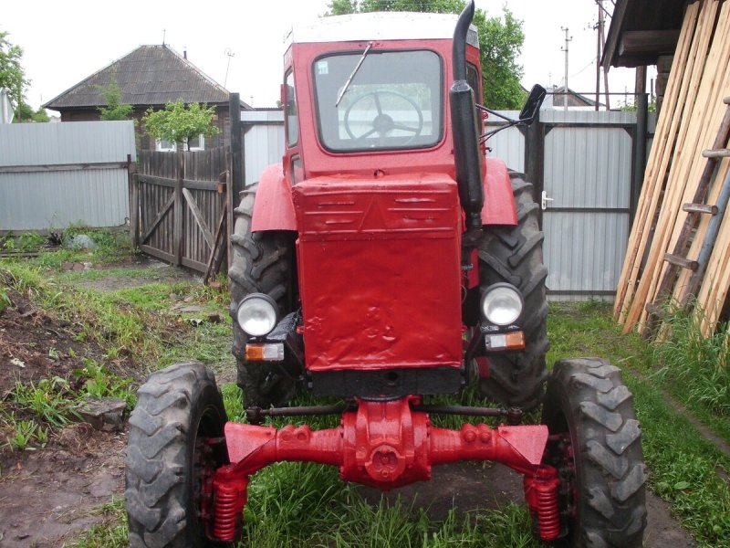 Новый трактор ЛТЗ 40