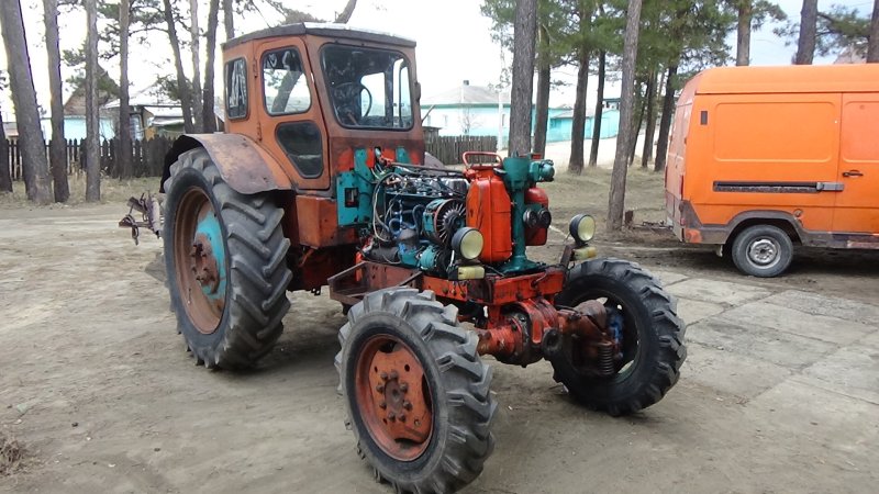 Трактор ЛТЗ 40 ам