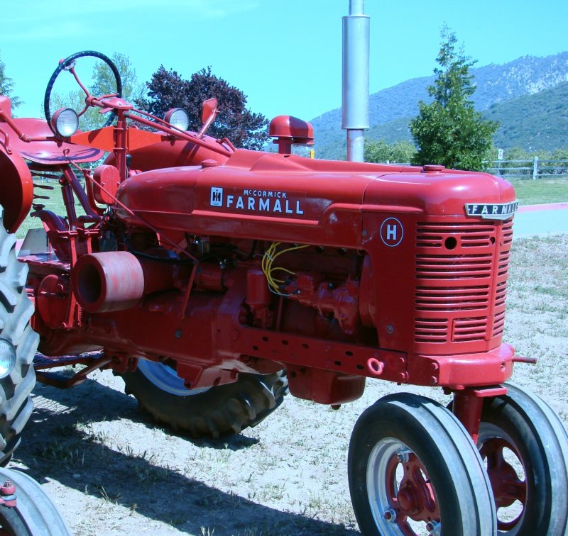 Harvester трактор