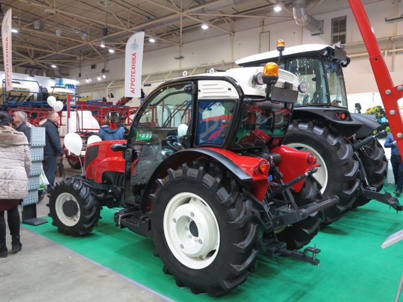 ARMATRAC 584e