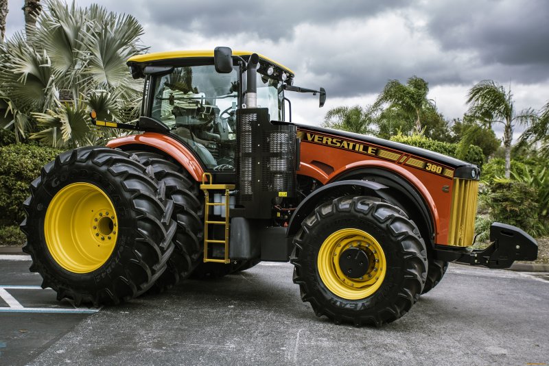 Трактор versatile 370