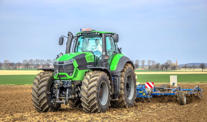 Трактор Deutz-Fahr Agrotron