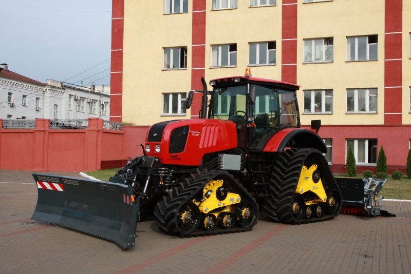 Машина Снегоуплотнительная Беларус МСУ-622