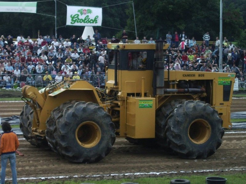 Трактор саmeco-805