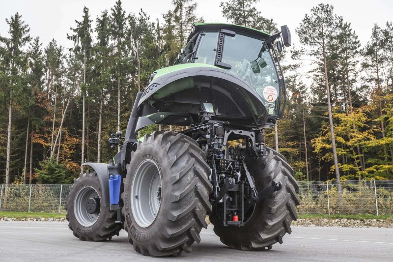 Трактор Deutz Fahr 9340