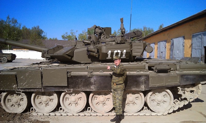 Бак у танка т 90