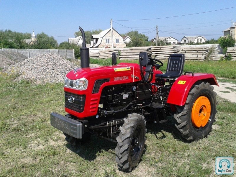 Трактор SF 244