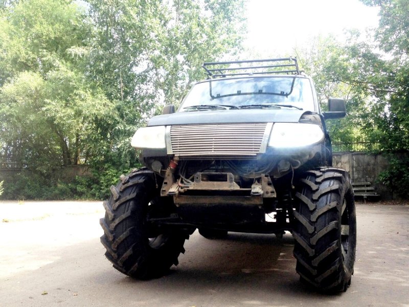 УАЗ Патриот на 42 колесах