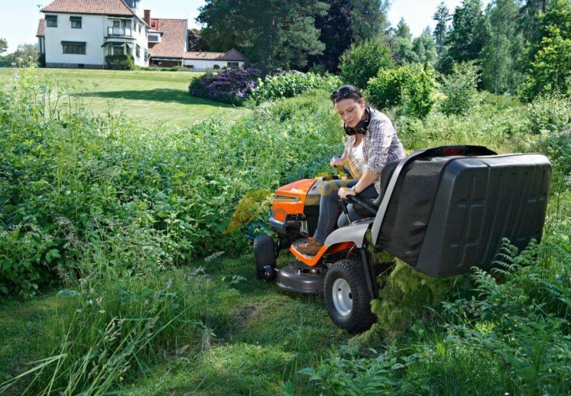 Садовый трактор Husqvarna tc142t