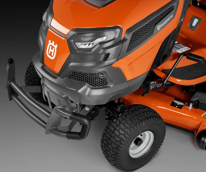 Садовый трактор Husqvarna TS 146txd