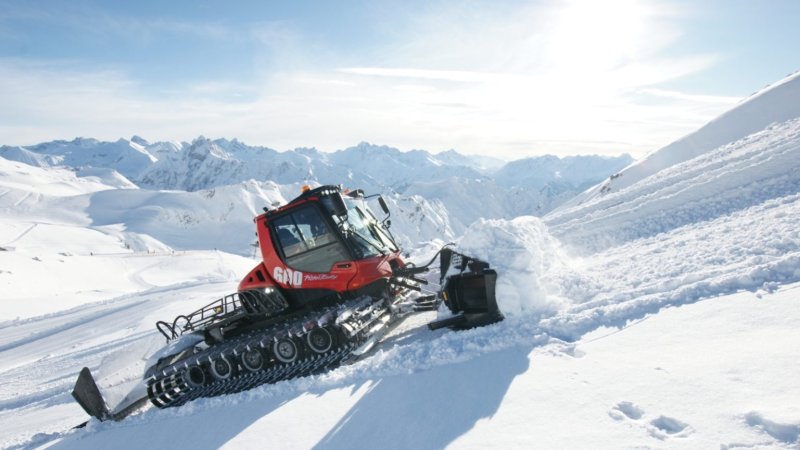 PISTENBULLY 600