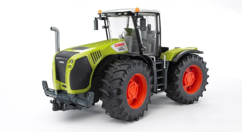 Трактор Bruder CLAAS Xerion 5000 (03-015) 1:16 42 см