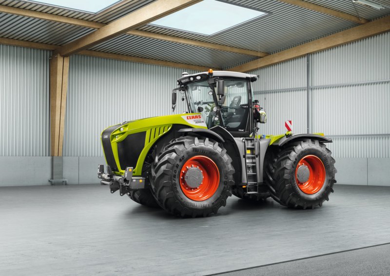 CLAAS Xerion гусеничный