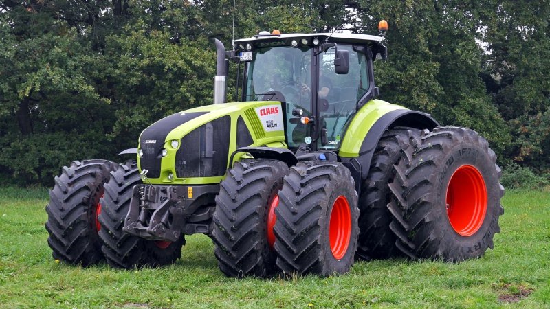 Трактор CLAAS Axion 950