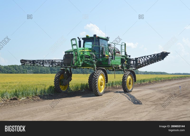 John Deere 4730 Sprayer