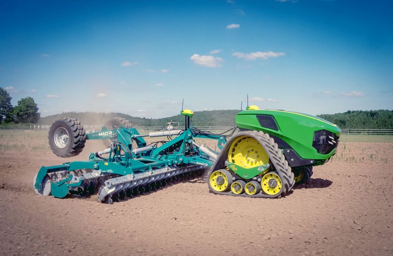 John Deere электротрактор