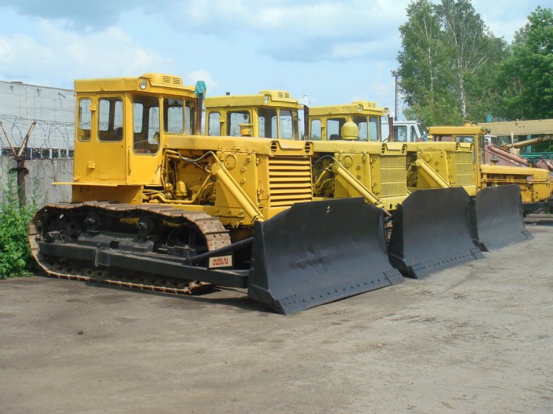 Т-170 бульдозер с капиталки в