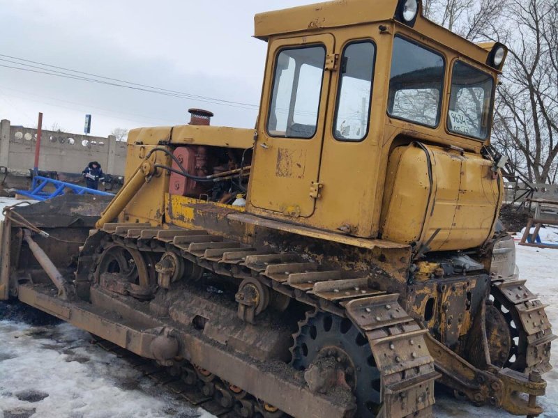 Бульдозер гусеничный т-130