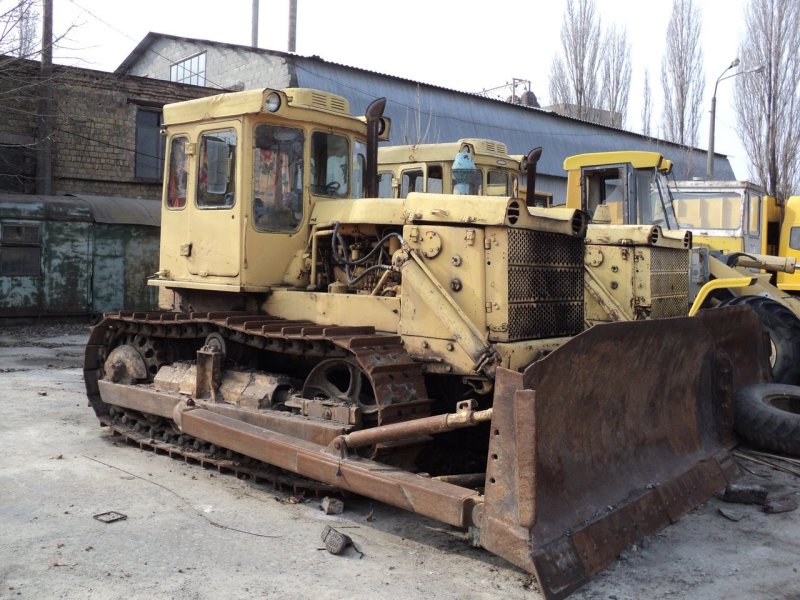 ДЗ-110 бульдозер