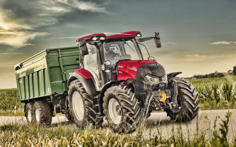 Старый трактор Case IH