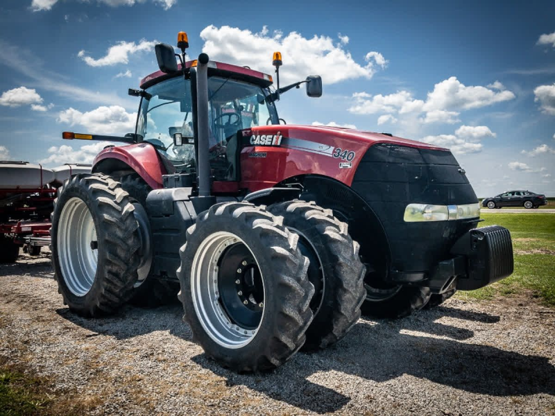 Трактор Case IH Magnum 340