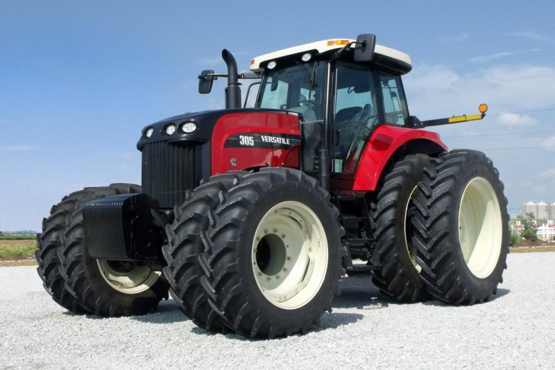 Трактор Buhler versatile