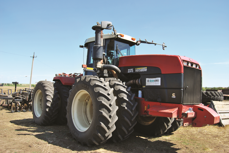 Трактор versatile 2375