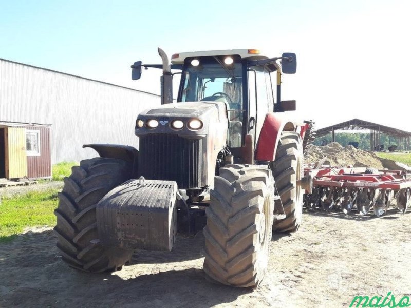 Трактор versatile Buhler 305