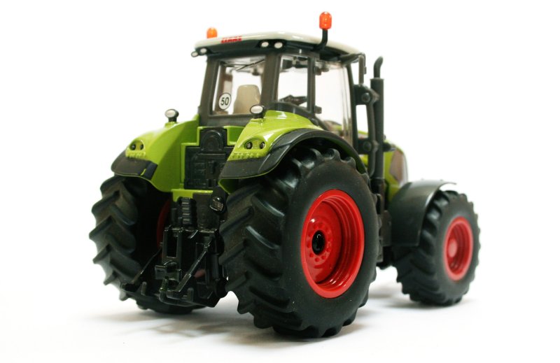 Siku трактор CLAAS Axion 950