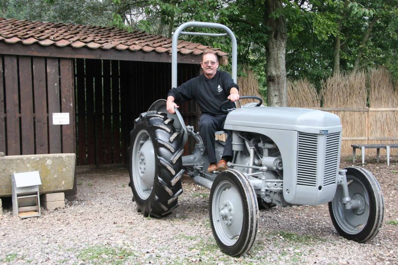 Трактор Ferguson te 20
