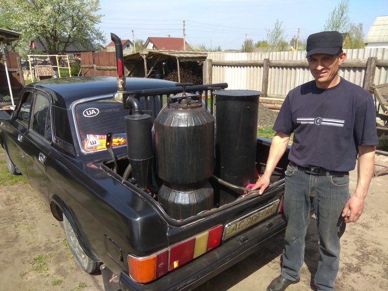 Газогенератор на дровах на УАЗ