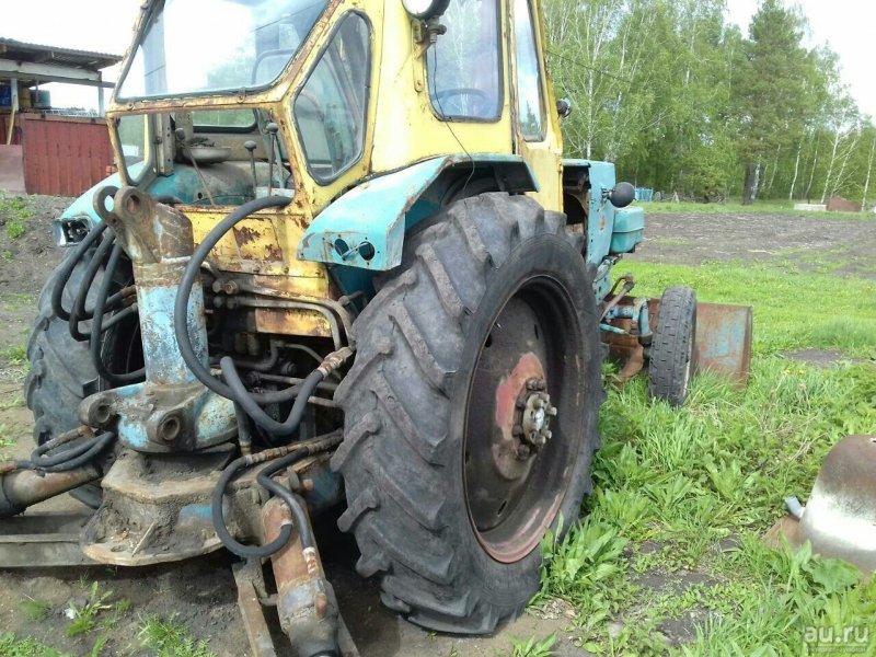 Трактор колесный ЮМЗ-6л