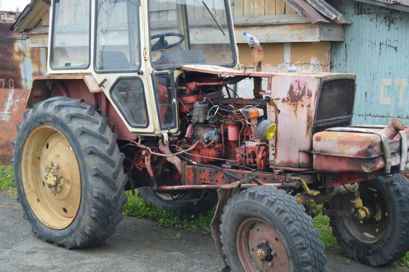 Трактор ЮМЗ 6 Эл