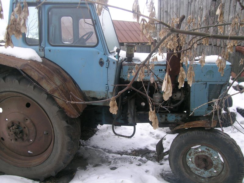 Сельхозтехника МТЗ 80 трактор