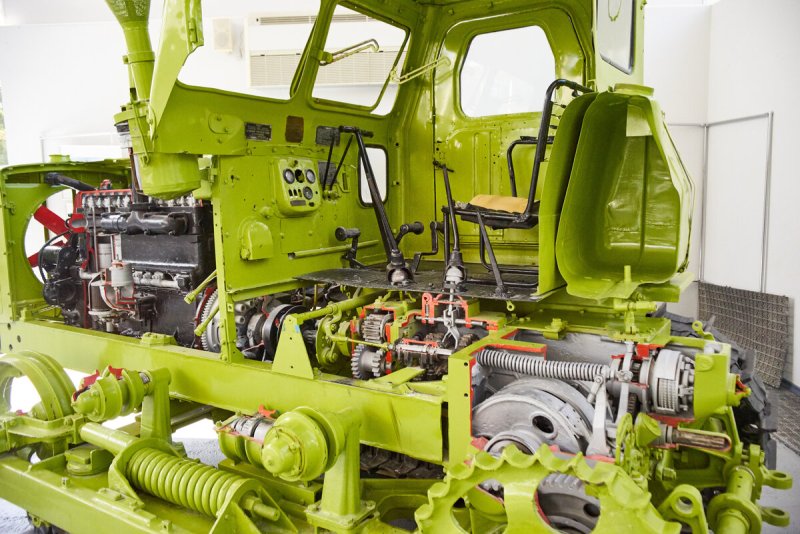 Алтаец трактор т-4