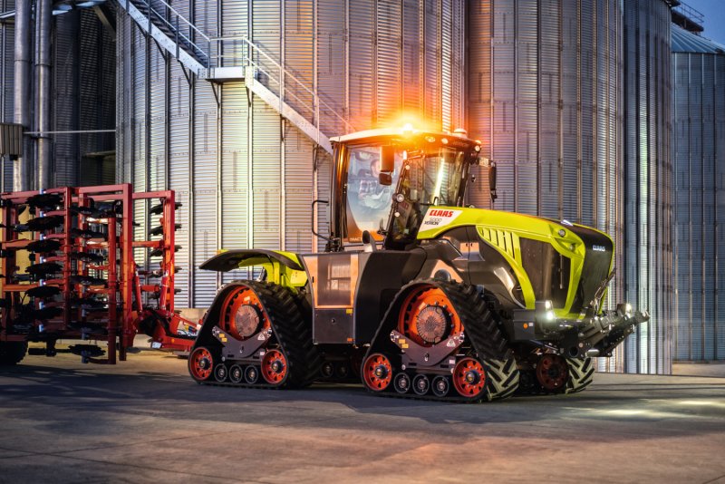 Трактора колесного сельскохозяйственного CLAAS Xerion 5000 Trac